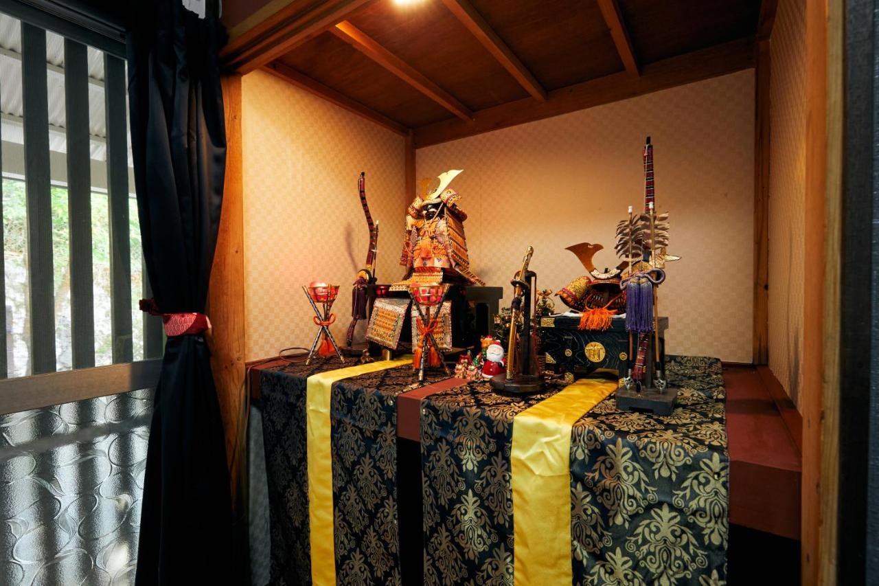 Villa Hakone Kabuto 古民家旅館 150平米 バス停迄一分 準天然温泉 最大12名 Extérieur photo
